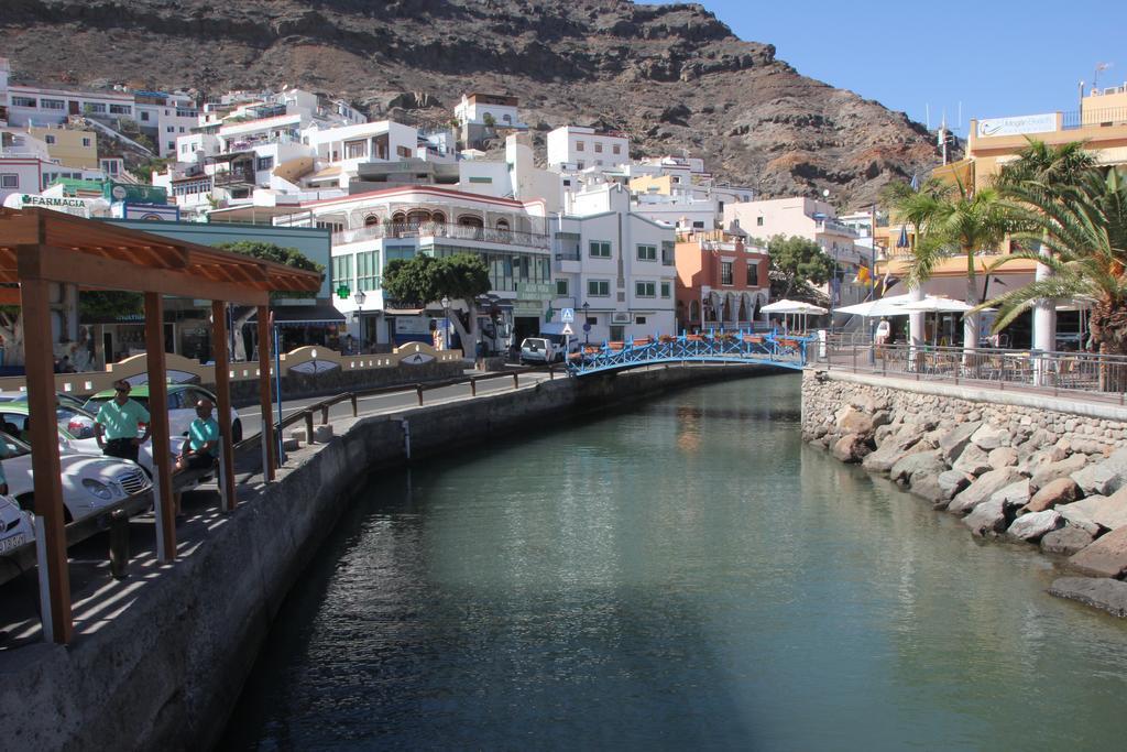 Las Brisas Mogan Apartamentos Puerto De Mogan Exterior photo